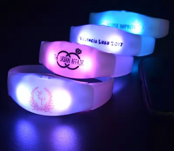 LED wristbands - Image 20