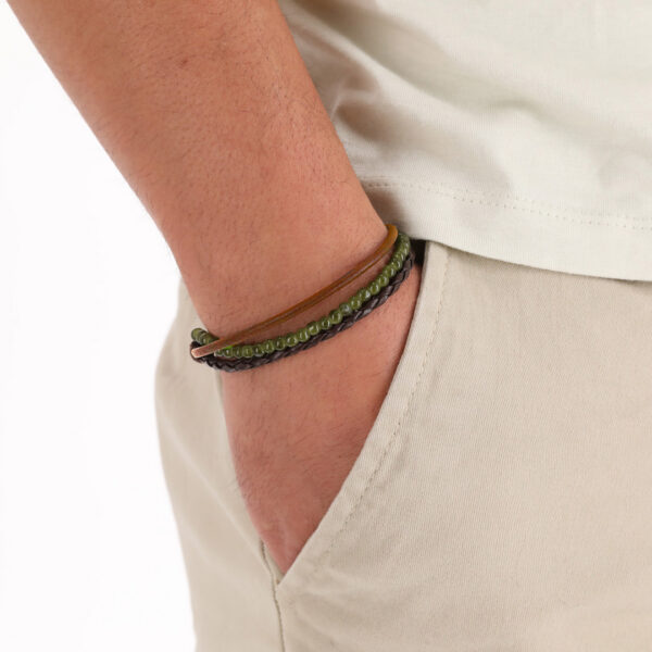 Dreifach-Lederarmband mit hellgrünen Glasperlen – Bild 3
