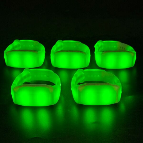 Bright Remote-Controlled LED Wristbands (11 LEDs) - Pilt 2