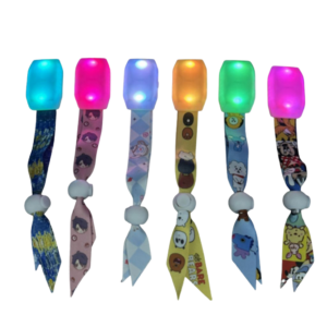 "Ferngesteuerte LED-Armbänder aus Nylonschnur mit individuellem Logo