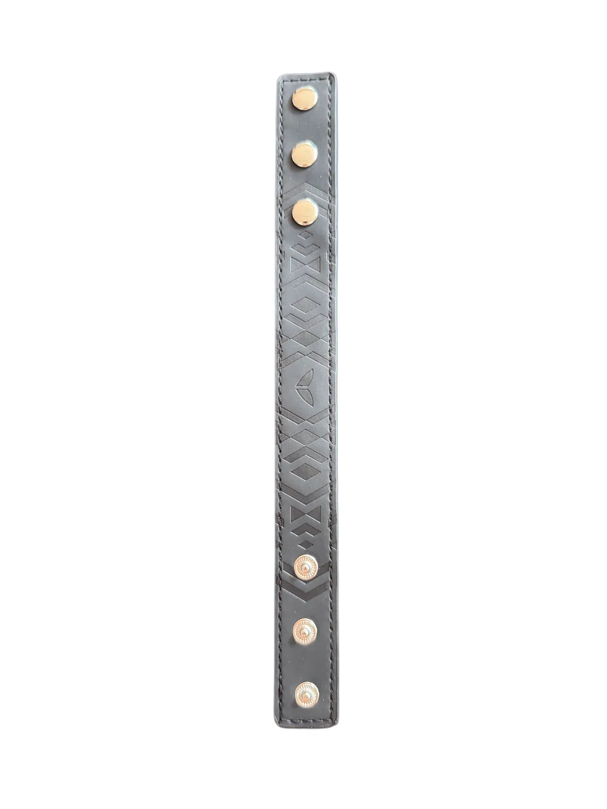 Sort læderarmbånd med folietrykt logo