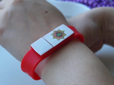 logoga usb käepaelad